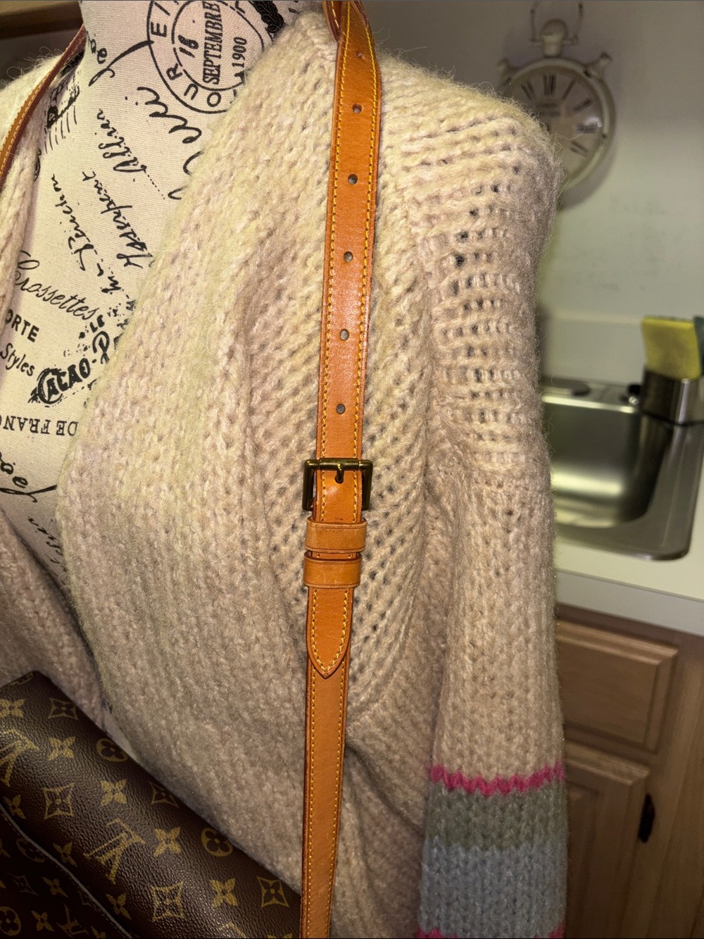 Louis Vuitton Large Monogram St Cloud Crossbody w/ Adjustable Strap & LV Wallet - Picture 9 of 17
